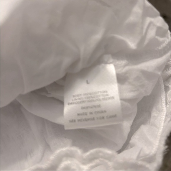 Evereve White Eyelet Sleeveless Top - Picture 6 of 10